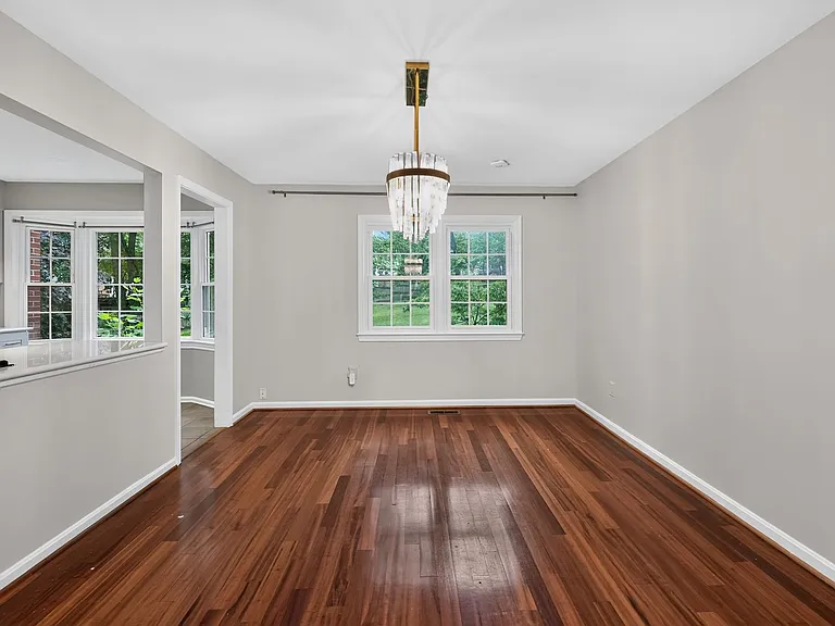2204 N Tuckahoe St — Photo 8