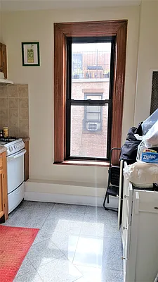 Rented by RBM Brokerage | media 12