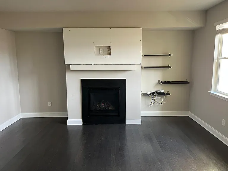 897 Whittington Pkwy SW — Photo 3