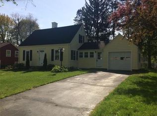 25 Chippewa Rd, Worcester, MA 01602