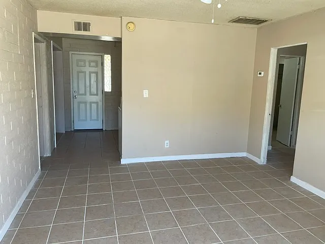 1327 W Sahuaro Dr #A — Photo 12