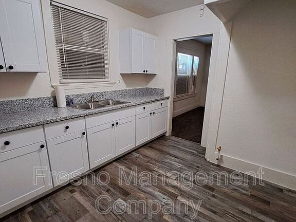 2nd image of 956 N Farris Ave
