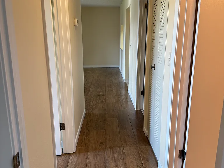 8219 Sun Spring Cir #72 — Photo 8