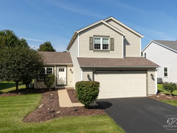 2111 Victoria Lakes Dr, Plainfield, IL 60586