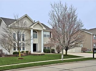 2511 Macpherson Dr, Dardenne Prairie, MO 63368