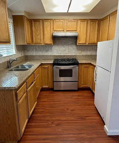 20289 Thunderbird Rd — Photo 3