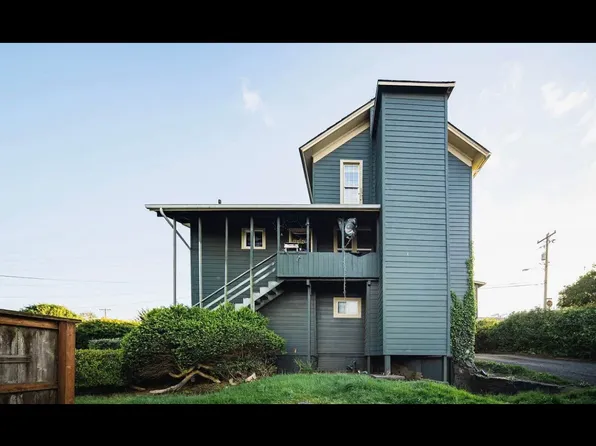 1007 SW Alder St, Newport, OR 97365
