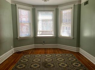 2106 W Fletcher St APT 1, Chicago, IL 60618