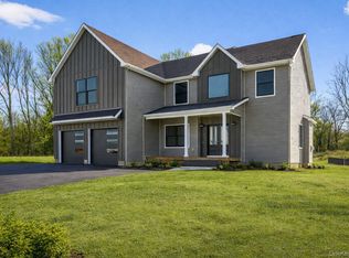 2 Rustic Drive, Rock Tavern, NY 12575