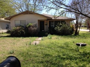 431 W 5th St, Ada, OK 74820