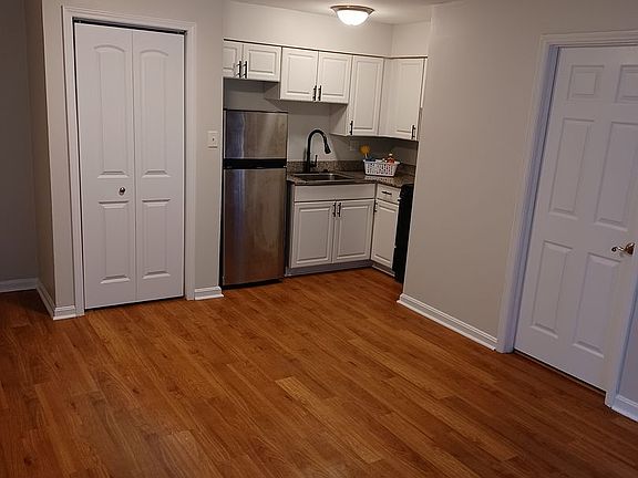 2nd image of 1407 Grand Ave #1-3