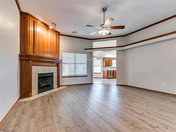 5th image of 3103 Carey Pl