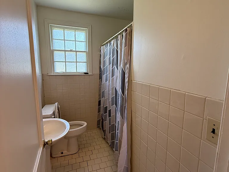 2804 Miller Ave — Photo 9