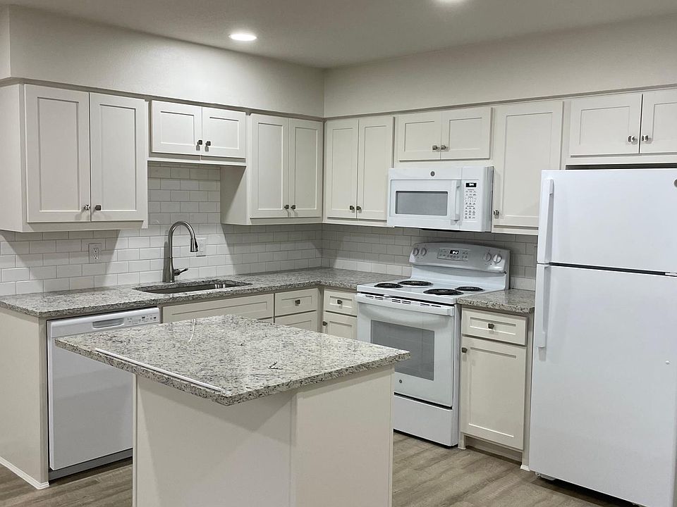 1st image of 1401 P Ave #2
