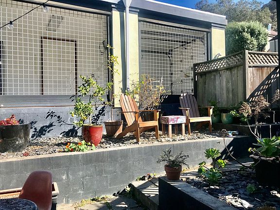 2nd image of 96 Carmel St