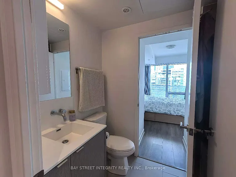 88 Harbour St #4805 — Photo 12