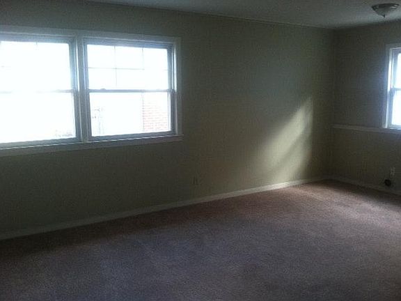 5th image of 2666 Merrimac Blvd