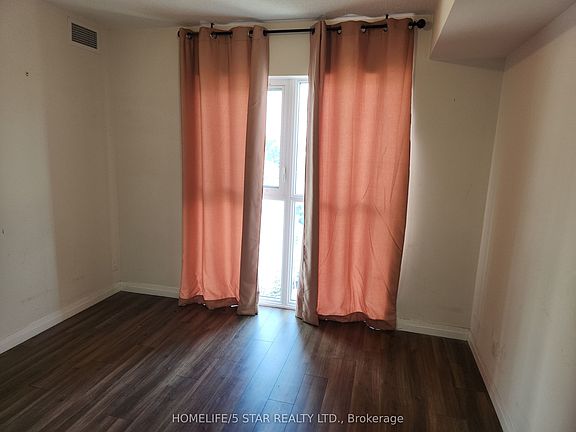 5th image of 2150 Lawrence Ave E #312