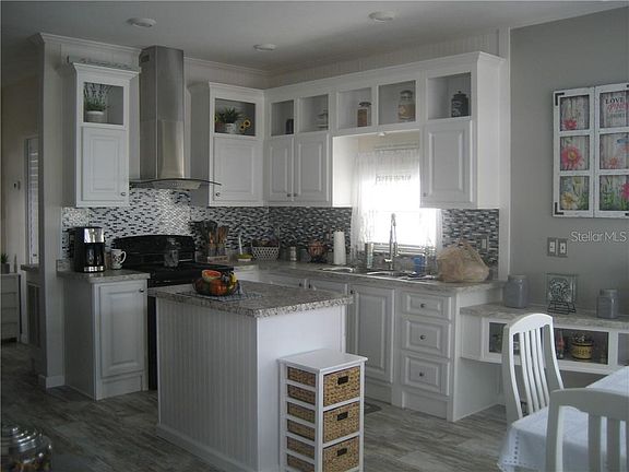 5th image of 6494 SE 51st Ln