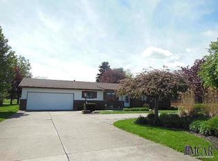 1303 W Erie Rd, Temperance, MI 48182