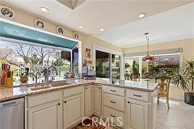 1812 Island Dr — Photo 7