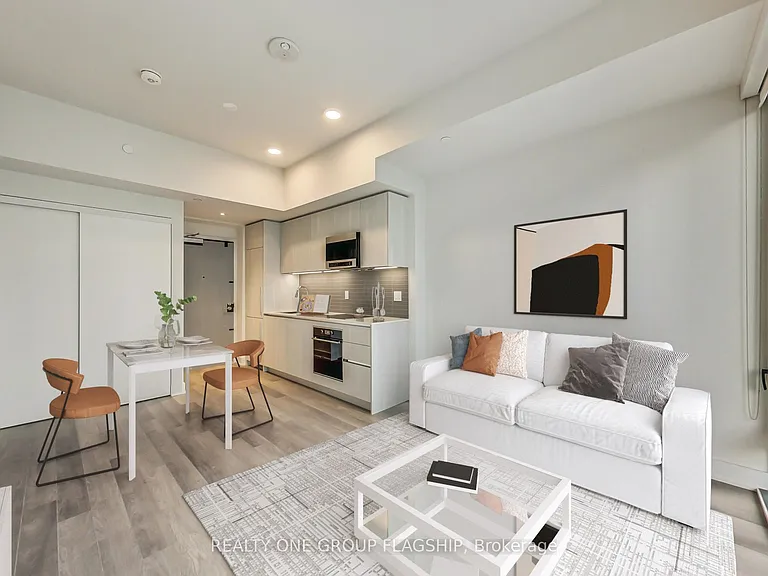 8 Cumberland St #701 — Photo 5