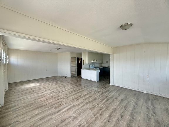 5th image of 94 S Lehua St
