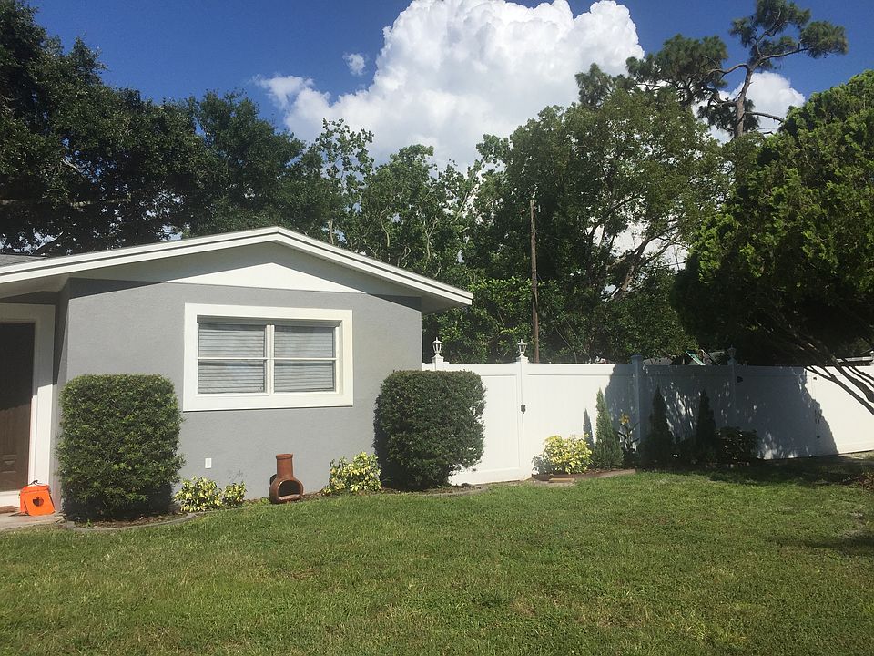 2nd image of 10723 104th St