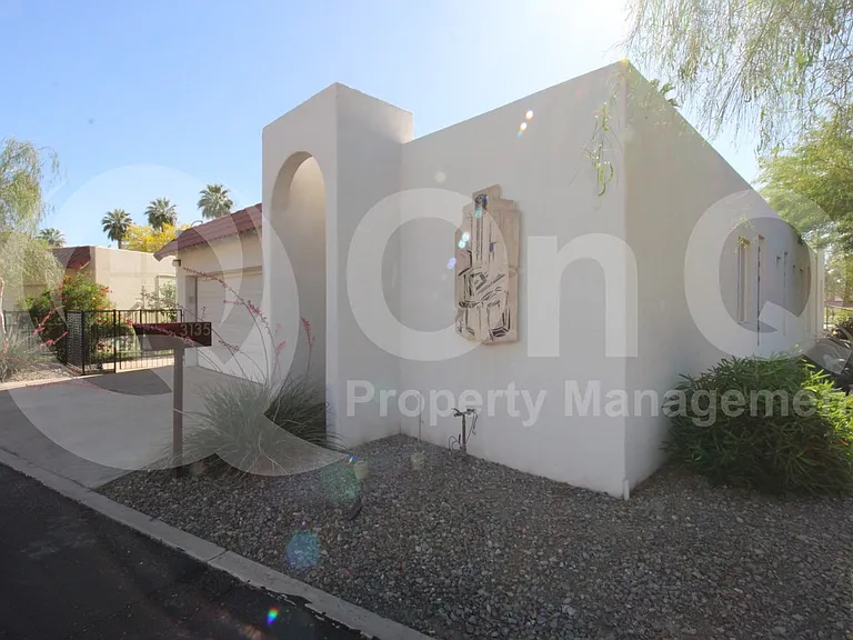 3135 N 48th St — Photo 3