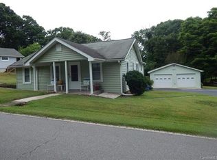 63 Reynolds School Rd, Asheville, NC 28803