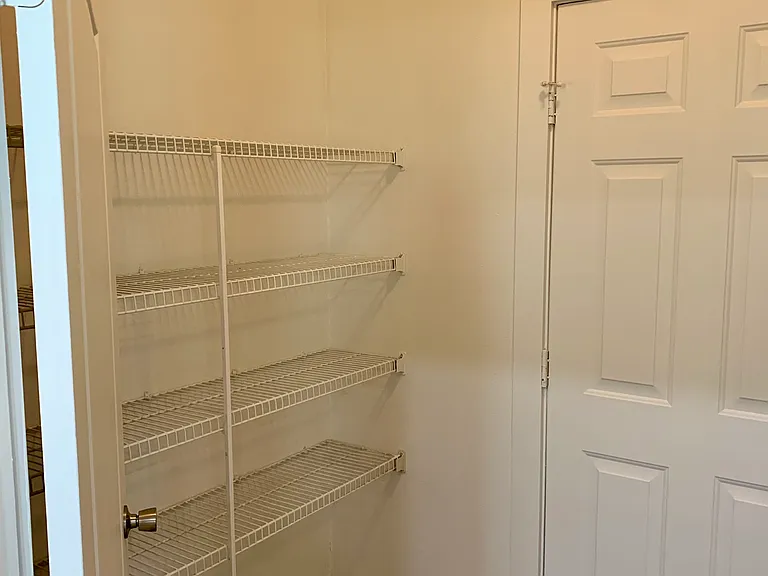2020 Draymore Ct — Photo 9