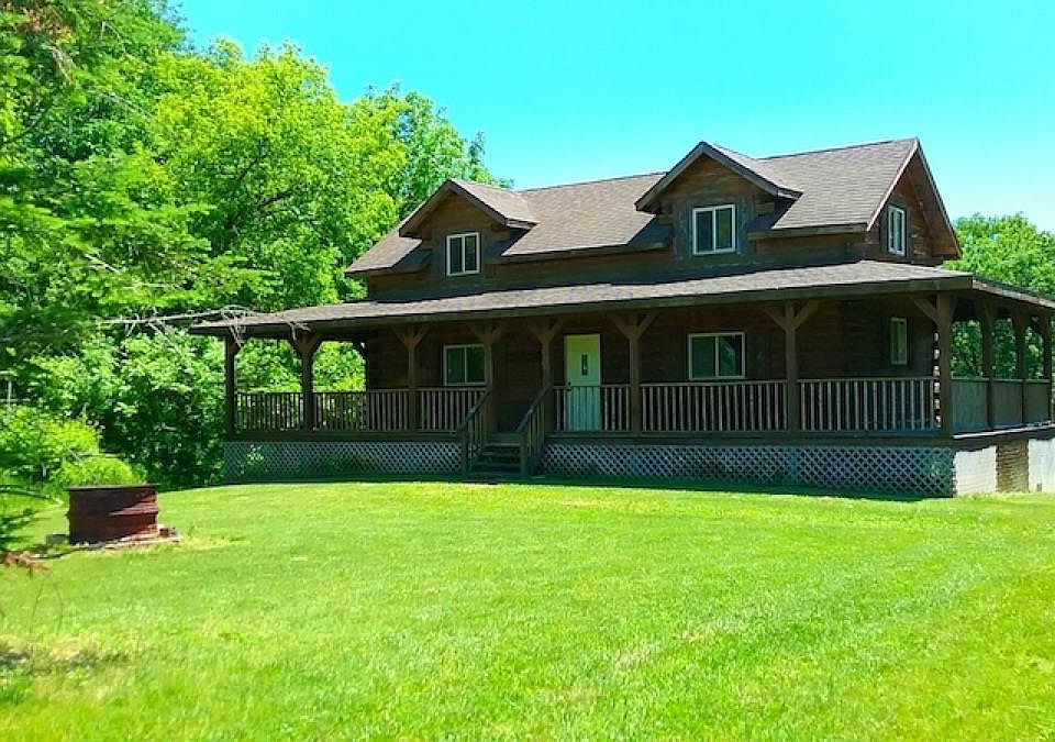 1st image of 1815 Shamrock Ln