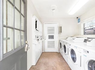 Cambridge Apartments, Angleton, TX 77515