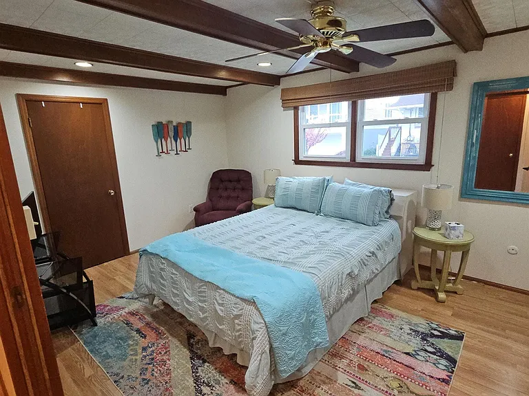 6901 Ventnor Ave #2 — Photo 41