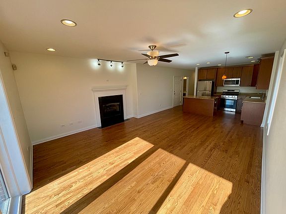 2nd image of 6123 S Kimbark Ave Unit 2S