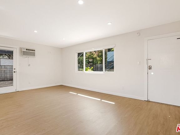 4th image of 27 Anchorage St