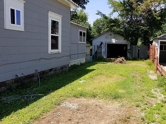 3rd image of 523 S Florida Ave