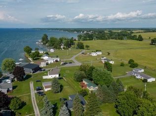 33797 Carleton Ln, Cape Vincent, NY 13618