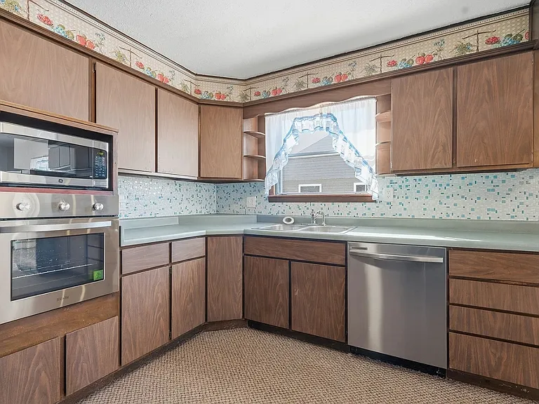 3821 Oakland Rd NE — Photo 18