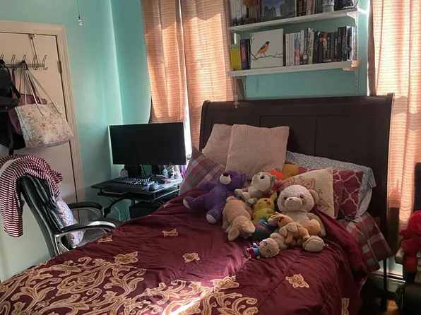 664 Osborn Street image 2 of 52