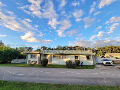 2455 NE 137th St, North Miami Beach, FL, 33181