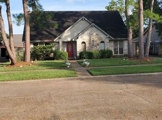 10350 Sageglow Dr, Houston, TX 77089