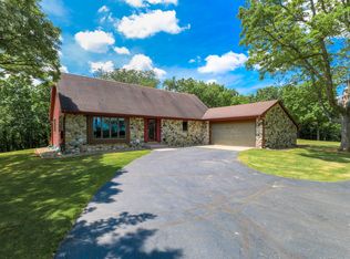 3455 Swan Creek St, Delavan, WI 53115
