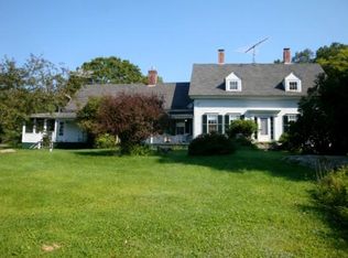 22 Elm Hill Rd, Sandwich, NH 03227