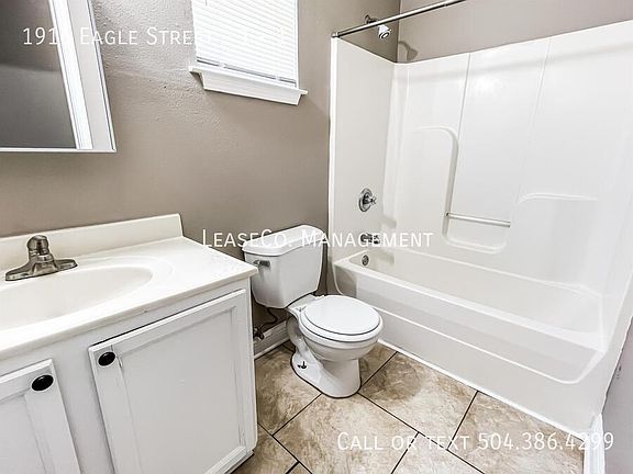 2nd image of 1916 Eagle St #1