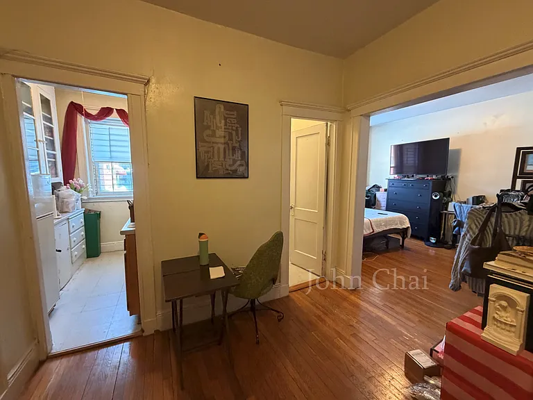 64 Woodstock Ave #9 — Photo 9