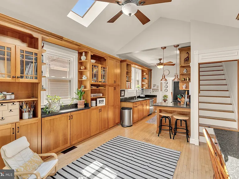 821 Elder St NW — Photo 14