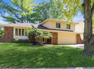 713 52nd St, West Des Moines, IA 50265