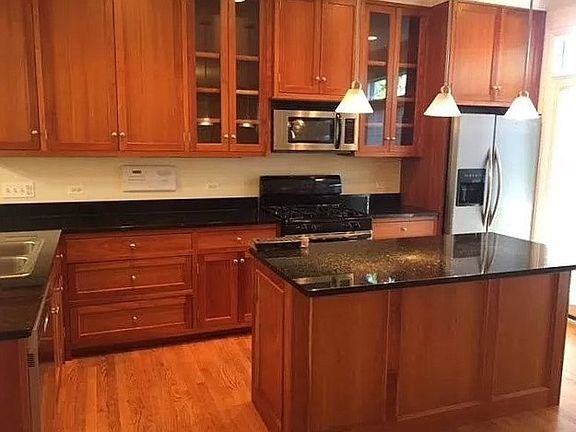 4th image of 114 McKinley Ave