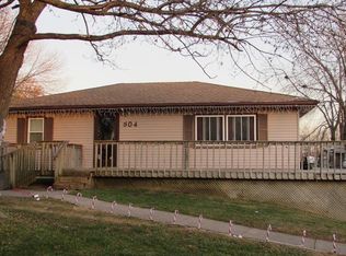 504 NE 2nd St, Melcher, IA 50163